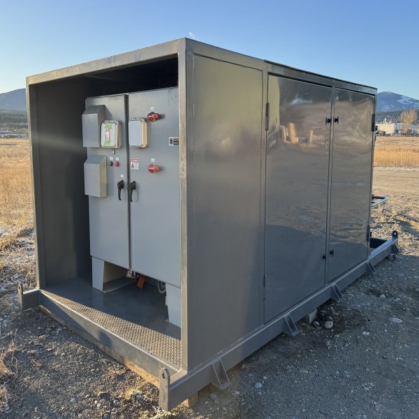 NEW SURPLUS FORNOVOGAS MODEL 3DA300-2 RECIPROCATING GAS COMPRESSOR PACKAGE - Image 2