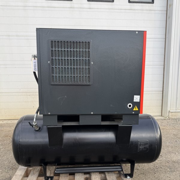 LOW HOURS MATTEI 5HX-80H ROTARY AIR COMPRESSOR - Image 2